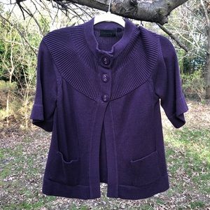 Cute short sleeved sweater!